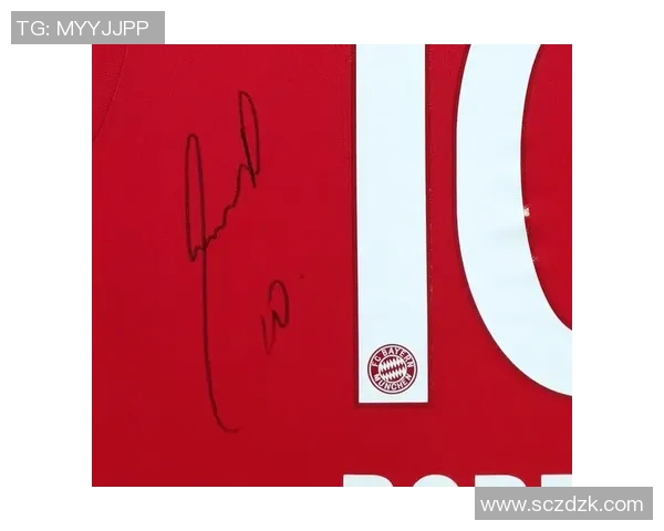 足球明星亲签球衣市场热潮背后的价值与收藏潜力分析